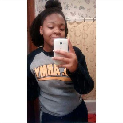 __yungleex's profile picture. 