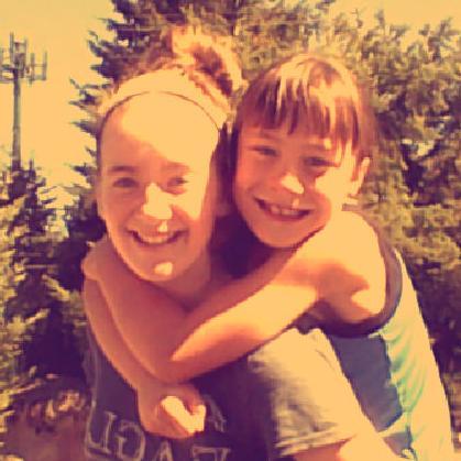 I am Mikayla Haessler I live in Oregon. I love sports mainly Volleyball and Softball...If you want my kik or email message me