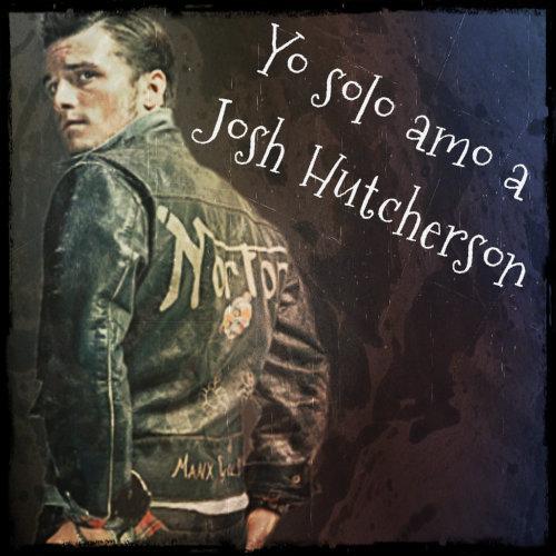 Twitter oficial de la fanpage de Josh; Yo Solo Amo a Josh Hutcherson