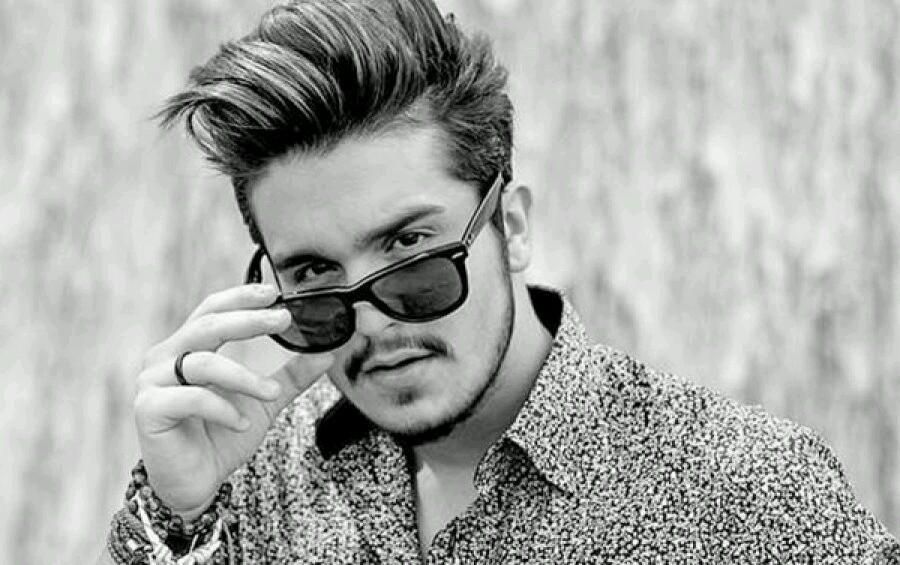 Tudo que sonhei um dia encontrar está resumido em uma só palavra: você ! @luansantana 
seguido por: @paulinhopexe e @AJ__26 @marretacowboyls