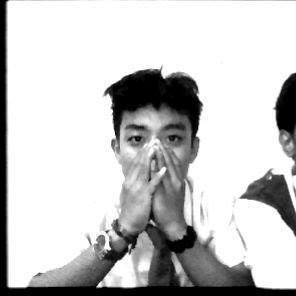 punya logika coba dipakai aku ngingetin di bilang alay!!