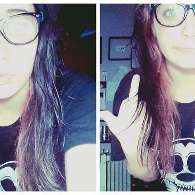 I wanna become some thing in life I want to be worth some thing I want to prove to others that I'm not worthless ♡