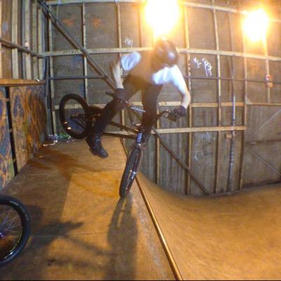 ✖️18 ➕SINGLE ✖️BMX ➕INK ✖STRETCHERS ➕PIERCINGS ✖️UK ➕snapchat:Jordan_philly➕ ✖️SPONSOR✖️@romskatepark1978