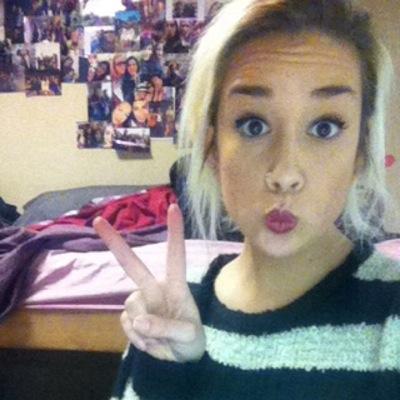 christimoments's profile picture. My life will never be mediocre