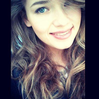 Amy,24 , like to dance, being around animals , music (#hardstyleismystyleandanytimeImhardstyle #Zatox #BrennanHeart #G4H) ♥  big love bug Limé ♥ S.B -