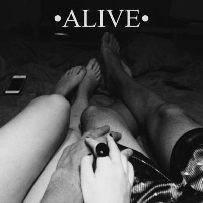 free follow for you if you please go read Alive on wattpad! click on the link to go to the story