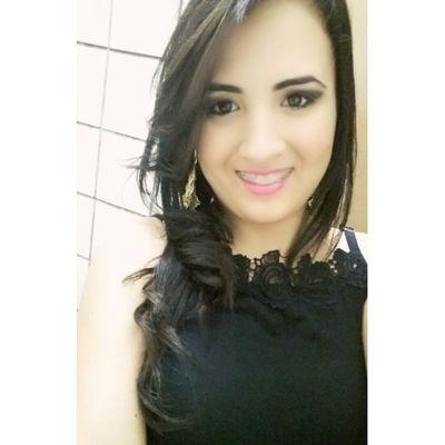 Romênya Oliveira