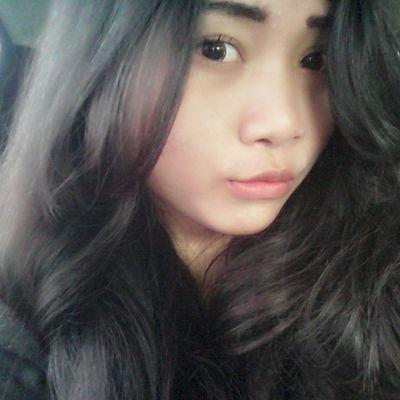 claratiaara's profile picture. 