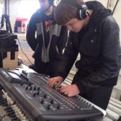 Hard working and enthusiastic event technition currently @Fedunilive