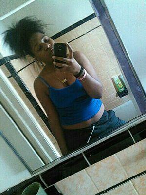 Detroit Madee .
Singlee . Kik-_alekaaa_ Fmoi@ Alekaaa__