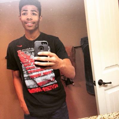 jordan_air14's profile picture. keep living and tell you cant  live no more ✊