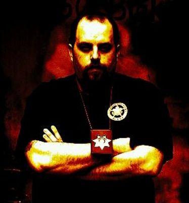 Owner of Plainclothes Consulting, specializing in undercover security and close protection!