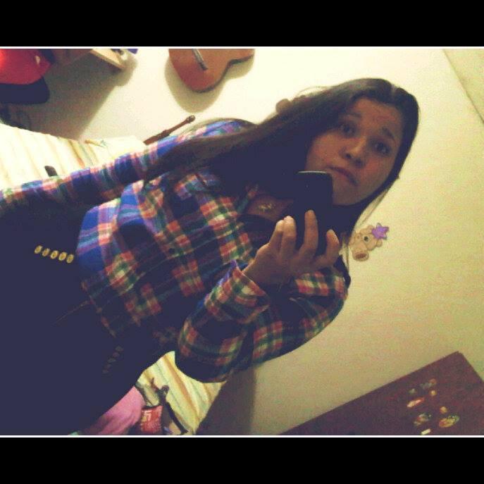 yeigzO's profile picture. 17- Al igual que tu... I also have a forbidden love. The boys without a good physique, are worthwhile*o* Mi pregunt es: ¿Y si fuera bonita?#Revelada& #Misatica♬