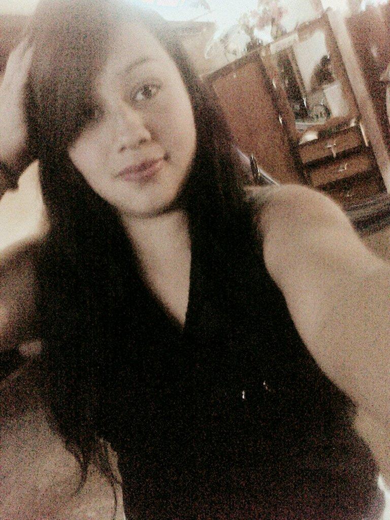 karla98santos1's profile picture. 