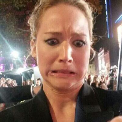 lmaogirltweets's profile picture. .