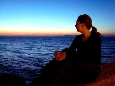 Migraine warrior and psychologist. On a journey of faith and grace. I blog about holding on to hope.