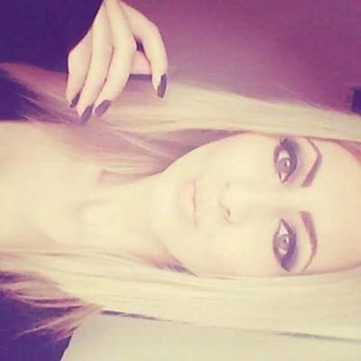 inellaa's profile picture. 