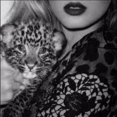 sooosr13331's profile picture. 