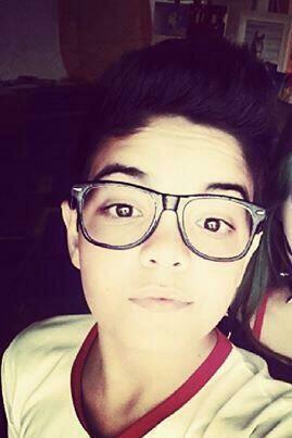 Eu procurei uma palavra para te definir, mas aí lembrei que nao se pode definir o amor                                 since17/11/13