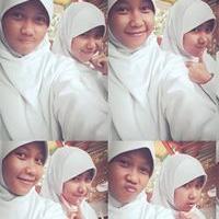 DestyBie's profile picture. Allah is my good | Father is a great boy | Mother is a beautiful women {} :* 3