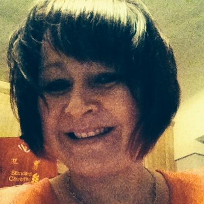 DebiRatnaike's profile picture. drinks far too much wine!!