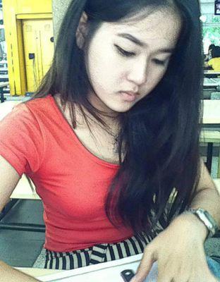 นักศึกษา มหาวิทยาลัยราชภัฏนครปฐม