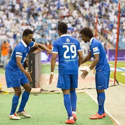 خالد الصيعري
الهلال...