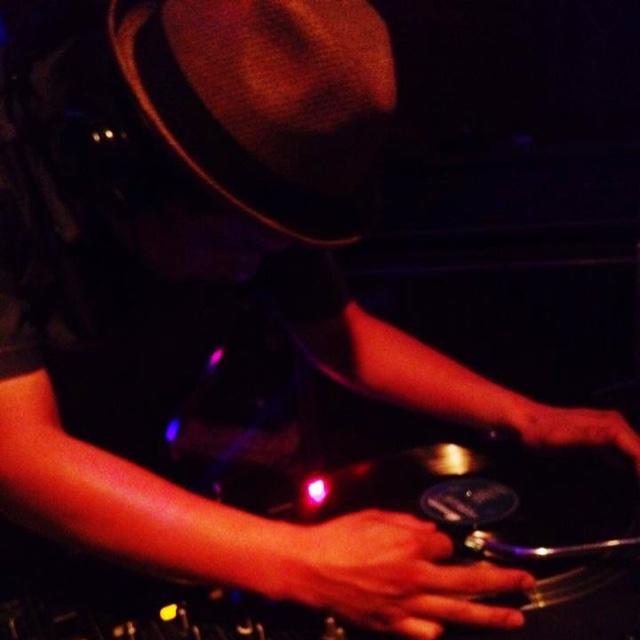 ジャンル/年代問わず良い音楽を模索中。都城https://t.co/M0kuUl4AAxにて隔月第4土曜日「C'mon!buddies!!」でPLAYしてます。
