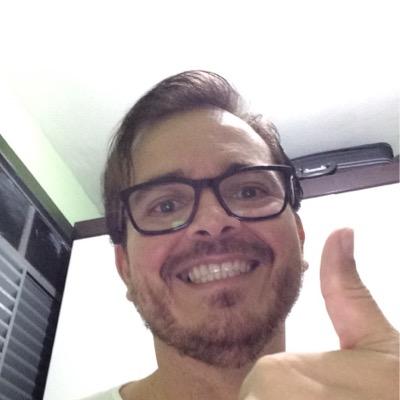 Sou cantor lírico, amo a Deus e a minha família, e gosto muito de fazer amigos. Abraços a todos