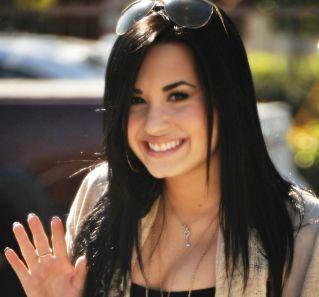 Uma vez chamaram meus seguidores de ninguwm, eu apenas parei e sorrir porque ninguem e perfeito