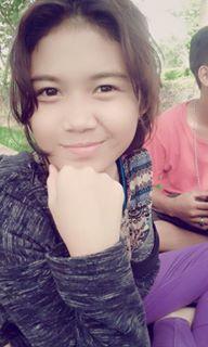 sekarang dan selamanya({})
my facebook! Lutviia Rahma Ell~