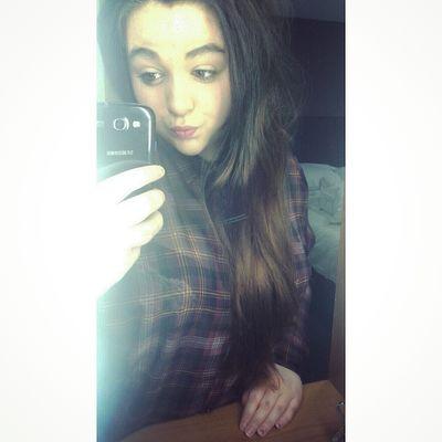 in my own little world 98% of the time ∞// dm's are welcome, i'm chill✉// ariana grande & nutella aka my sunshine☀// stay sassy✌ ️