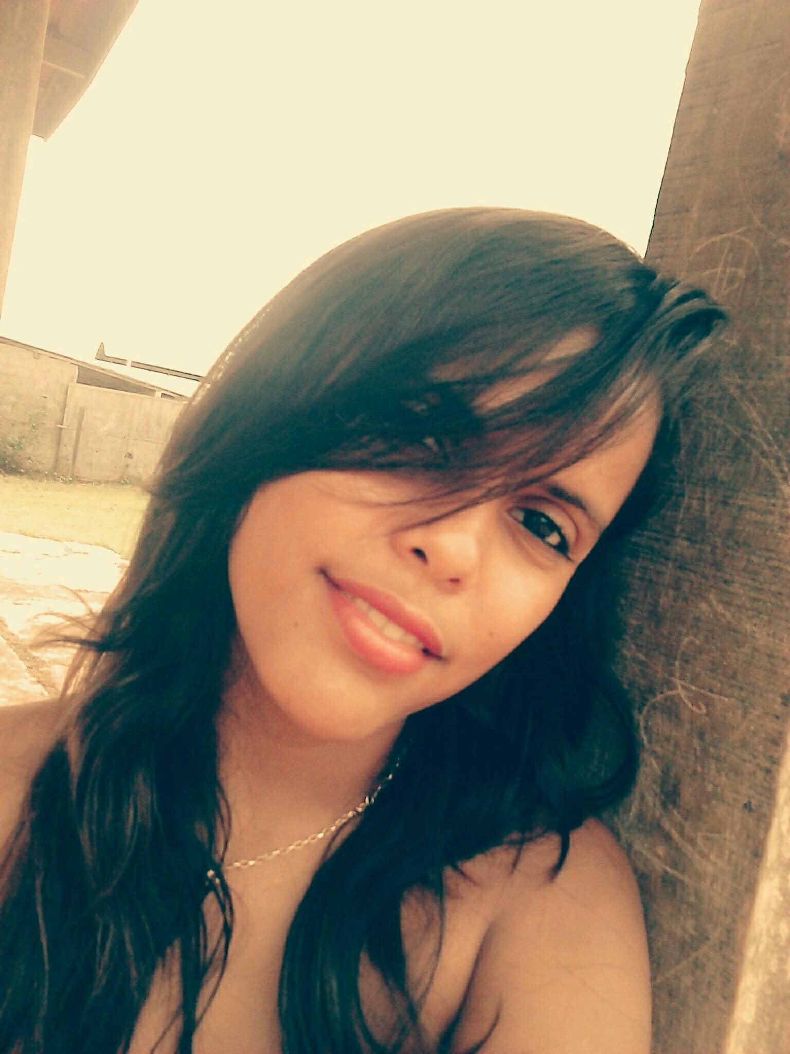 ♡♥A saudade e a unica razao para sabermos se amamos alguem de verdade♡♡♡