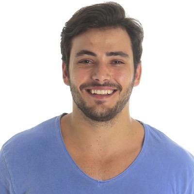 Ator, Brasileiro e Ser Humano. ''Vamos viver nossos sonhos, temos tão pouco tempo...''