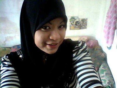 wife esma zamani....