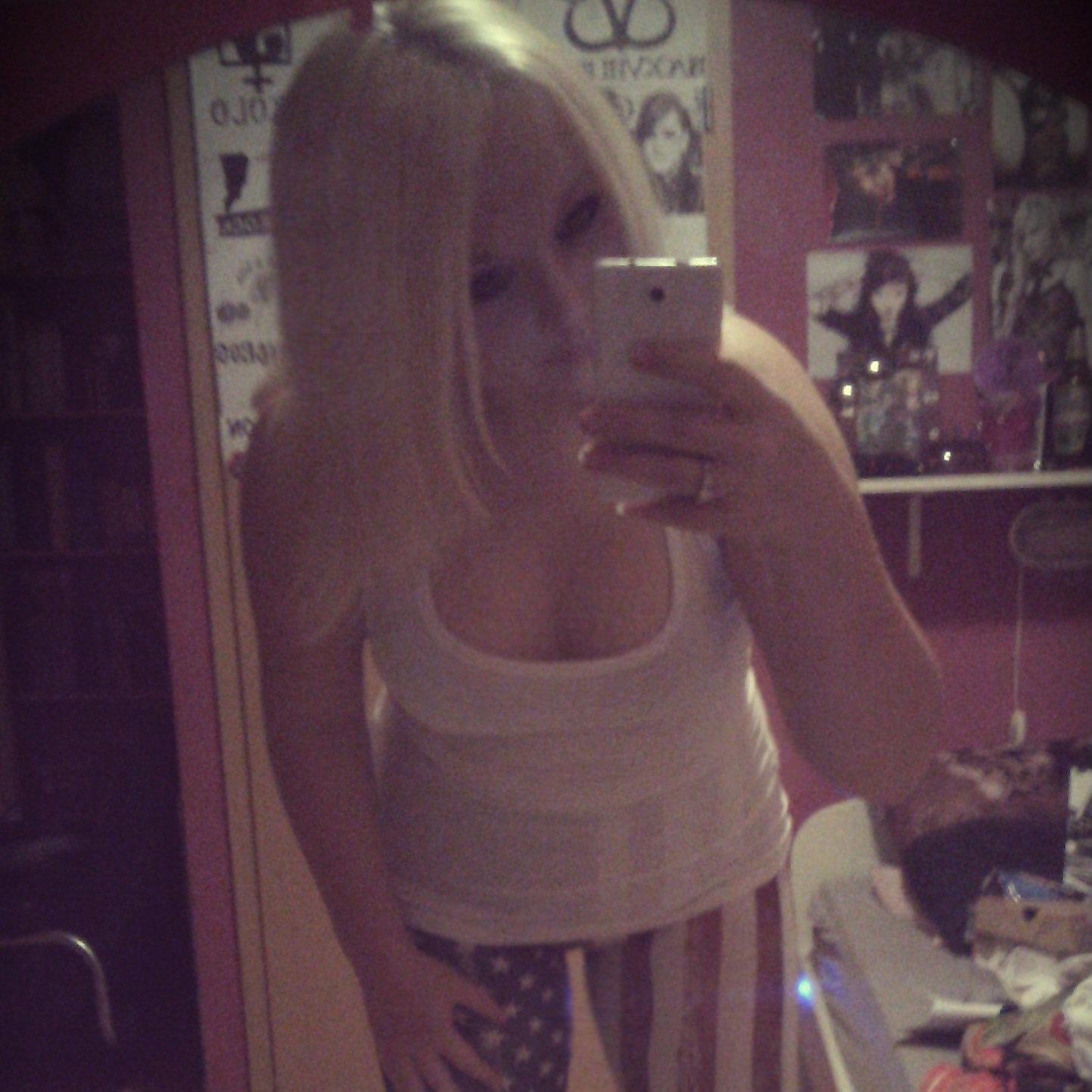 Scarlett/Poland/BVB Army/Purdy Girl/Motionless In White/Marilyn Manson/Suicide Silence/Psyclon Nine/Tokio Hotel and many others.