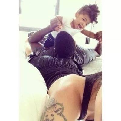 drole_de_barre's profile picture. mille_et_une_beauté : compte identique à celui de instagrame si tu nous suis sur insta fait de Meme ici ⬅️ aller Follow si tu veut rigoler ✋