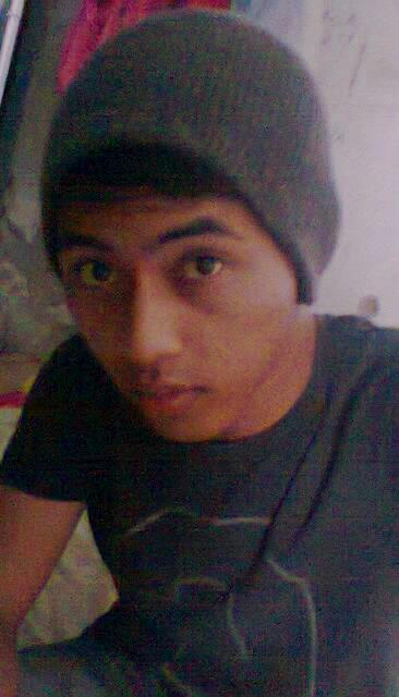 Bikin sange bole,asal mau tanggung jawab,.:* hanya wanita!I'm your boy toy .. :)