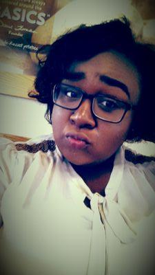 Capricorn, 18, Chillin | IG: @iam_pr1celess