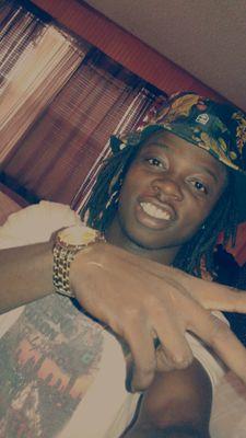 to real to have a bio follow me i follow back keep it 3hunnit