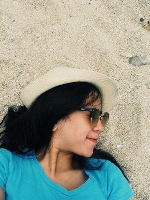 singer || Radio Announcer @radiosasfm || civics education sebelas maret university'12 || 15 sept ||
aku pahpoh dan aku bahagia ||