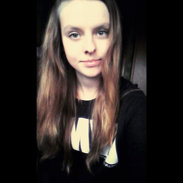 16 | Poland | Snapchat: paulinciaaaaaa