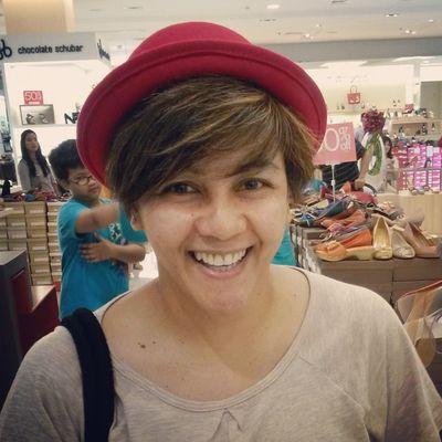 Cheerful,environmental conscious,Basketball enamored,bowling alley goer,she can kill with a smile