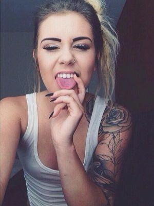 Love of tattoos and piercings ✨