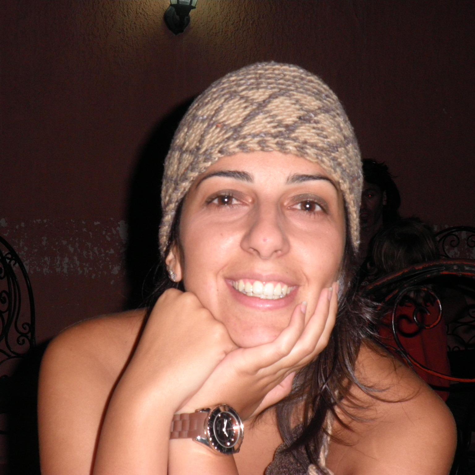 Periodista y maestra o maestra y periodista...no siempre lo tengo claro. Viajera y cocinillas.
