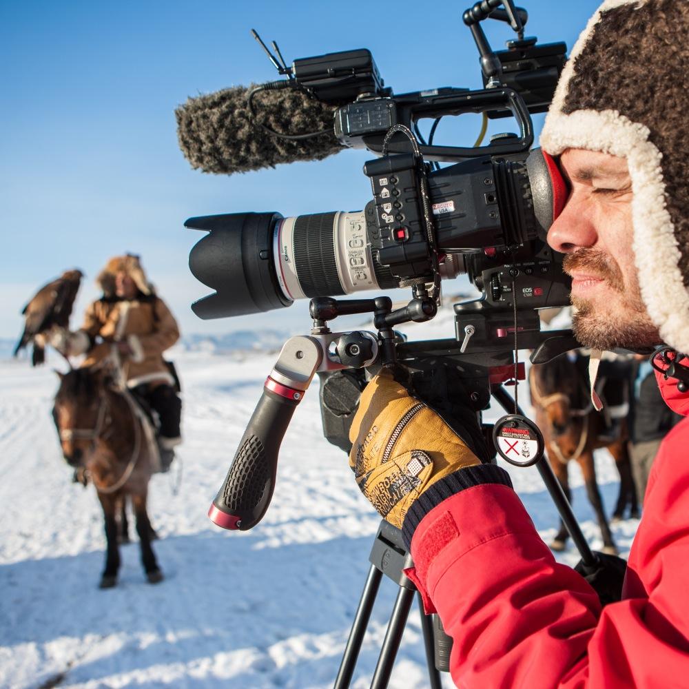 Bristol based documentary cameraman & filmmaker. Wildlife / People. #ExtraordinaryRituals #WildGreatBritain #AYearInTheWild #Springwatch #OneShow crowdfunder ↙️