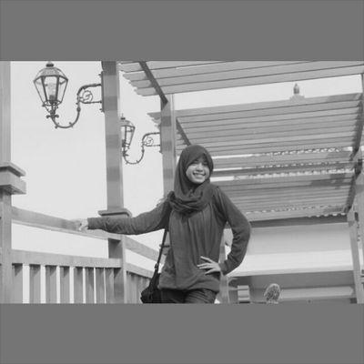 melya_putri's profile picture. pin : 7DE02D8F || id line : 160920003108