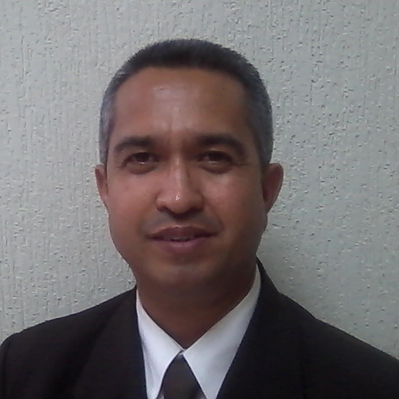 Cel. (0424) 627.0999