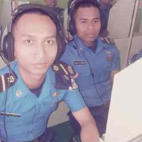 BUKAN PERWIRA CARBITAN :)