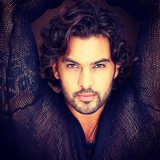 Fans d una persona sencilla, humilde y de gran corazon! @carlitosorte lindo por fuera, hermoso por dentro ♥ Te amamos con el alma, xq el alma es eterna 17/01/13